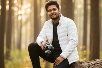 Youthful Forest Portrait With DSLR & Natural Glow AI Image Prompt