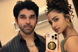 Anupama Parameswaran’s Selfie With Dhruv Vikram
